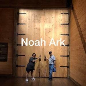 Meet your Posher, Eva